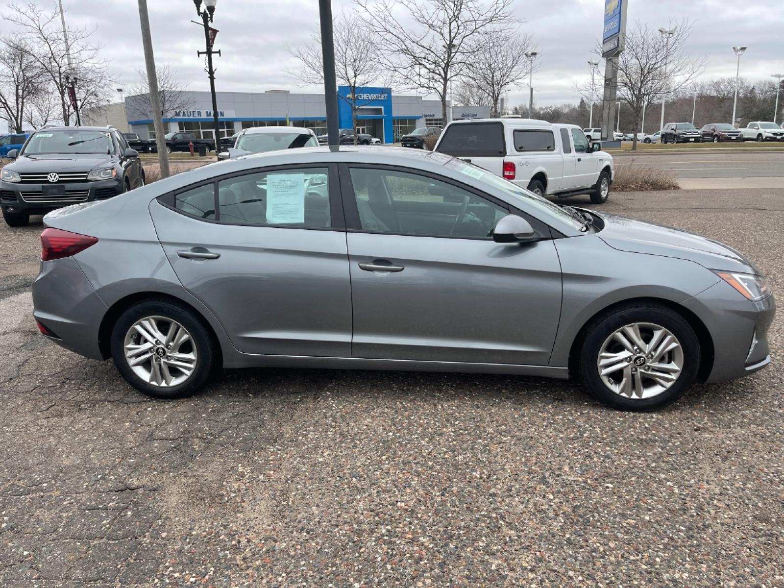 2019 SILVER /GRAY Hyundai Elantra Limited (KMHD84LFXKU) with an 1.8L L4 DOHC 16V engine, AUTOMATIC transmission, located at 434 West Main Street, Anoka, MN, 55303, (763) 576-9696, 45.201759, -93.396706 - 2 OWNER / NO ACCIDENTS MULTI-POINT "PERFORMANCE" INSPECTION PERFORMED: Transmission/clutch, Engine performance, Brakes, Steering, Heater/Air Conditioning, Instruments/Controls, Headlights/fog lights, Brake/back-up lights, Interior/warning lights, Turn signals/flashers MULTI-POINT "UNDER HOOD" - Photo #3