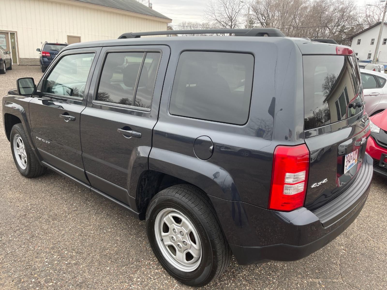 2016 Jeep Patriot Sport 4WD (1C4NJRBB3GD) with an 2.4L L4 DOHC 16V engine, AUTOMATIC transmission, located at 434 West Main Street, Anoka, MN, 55303, (763) 576-9696, 45.201759, -93.396706 - Photo #6