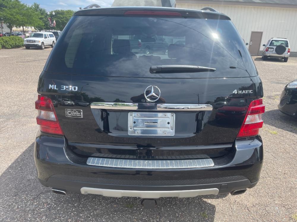 2008 Mercedes-Benz M-Class ML350 (4JGBB86E18A) with an 3.5L V6 DOHC 24V engine, 7-Speed Automatic Overdrive transmission, located at 434 West Main Street, Anoka, MN, 55303, (763) 576-9696, 45.201759, -93.396706 - 6 OWNER / NO ACCIDENTS MULTI-POINT 