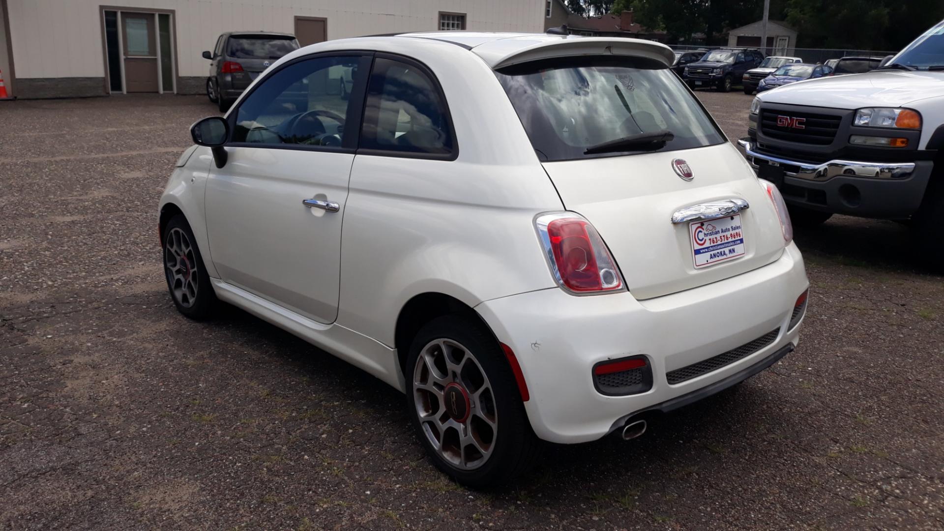 2012 WHITE /BLACK Fiat 500 (3C3CFFBR3CT) with an 1.4 engine, 5 SPEED MANUAL transmission, located at 434 West Main Street, Anoka, MN, 55303, (763) 576-9696, 45.201759, -93.396706 - 2012 FIAT 500, 3DOOR HATCHBACK, 141,024 MILES, 5 SPEED MANUAL TRANSMITION. Air Conditioning; Power Windows; Power Locks; Power Steering; Tilt Wheel; AM/FM CD/MP3; Satellite; Immobilizer; Keyless Entry; Daytime Running Lights; Dual Front Airbags; Side Airbags; Head Airbags; Rear Head Airbags; Active - Photo#6