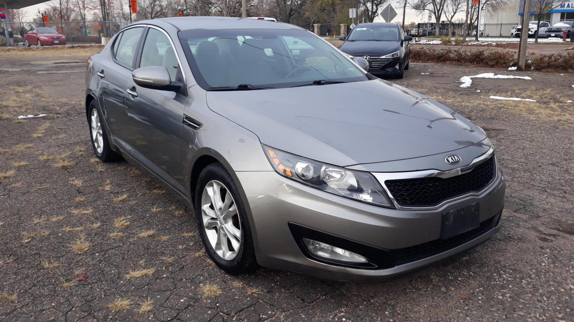2013 SILVER /GRAY Kia Optima LX (5XXGM4A7XDG) with an 2.4L L4 DOHC 16V engine, 5-Speed Manual transmission, located at 434 West Main Street, Anoka, MN, 55303, (763) 576-9696, 45.201759, -93.396706 - 2013 KIA OPTIMA LX, 2-OWNERS AND 0-ACCIDENTS,Air Conditioning; Power Windows; Power Locks; Power Steering; Tilt Wheel; AM/FM CD/MP3; Satellite; Immobilizer; Keyless Entry; Alarm; Daytime Running Lights; Dual Front Airbags; Side Airbags; Head Airbags; Rear Head Airbags; Active Seatbelts; All Wheel AB - Photo#2