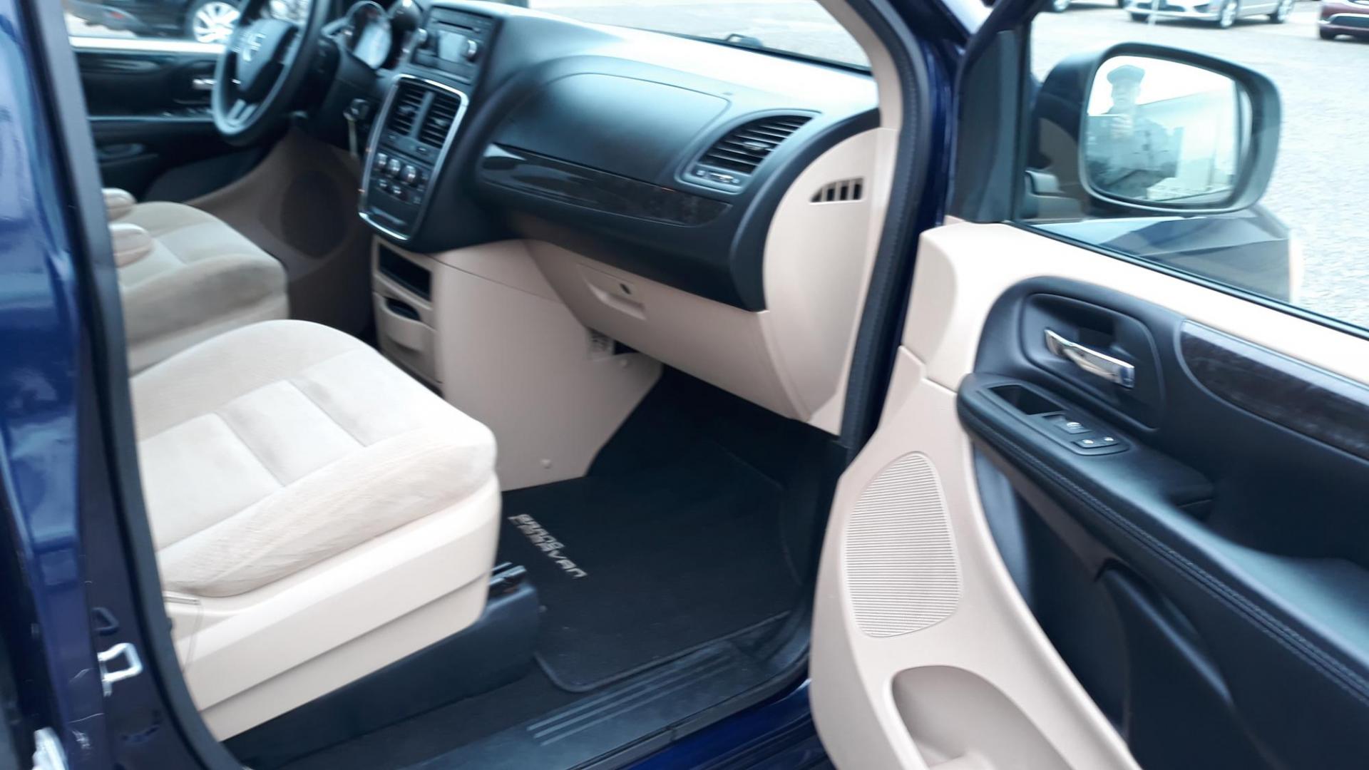 2014 Blue /TAN Dodge Grand Caravan SE (2C4RDGBG5ER) with an 3.6L V6 DOHC 24V engine, 6-Speed Automatic transmission, located at 434 West Main Street, Anoka, MN, 55303, (763) 576-9696, 45.201759, -93.396706 - 2014 DODGE GRAND CARAVAN SE, ONE OWNER, 126444 MILES, Air Conditioning; Power Windows; Power Locks; Power Steering; Tilt Wheel; AM/FM CD/MP3; Satellite; AM/FM CD/DVD; Sentry Key; Keyless Entry; Alarm; Available; Dual Front Airbags; Side Airbags; Head Airbags; Rear Head Airbags; Active Seatbelts; All - Photo#15