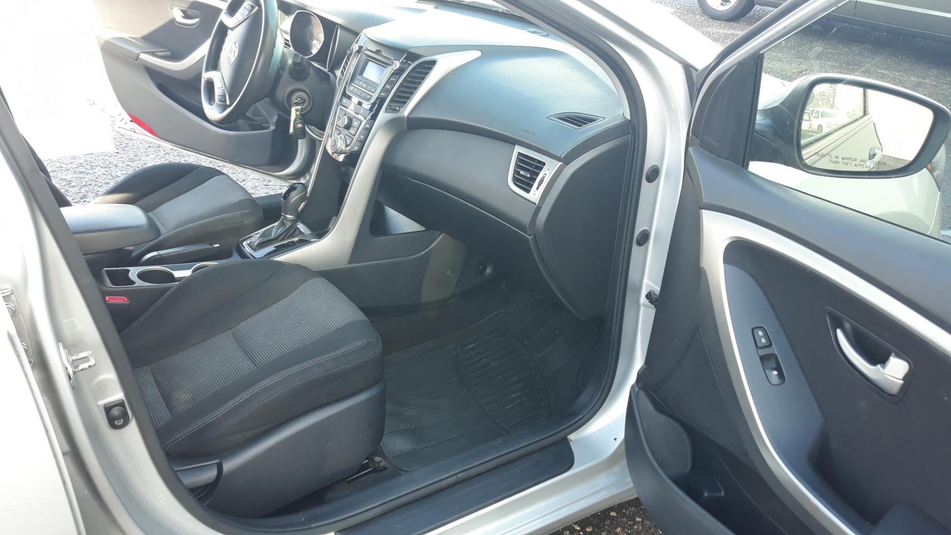 2014 SILVER /BLACK Hyundai Elantra GT A/T (KMHD35LH1EU) with an 2.0L L4 16V DOHC engine, 6-Speed Automatic transmission, located at 434 West Main Street, Anoka, MN, 55303, (763) 576-9696, 45.201759, -93.396706 - Photo#12