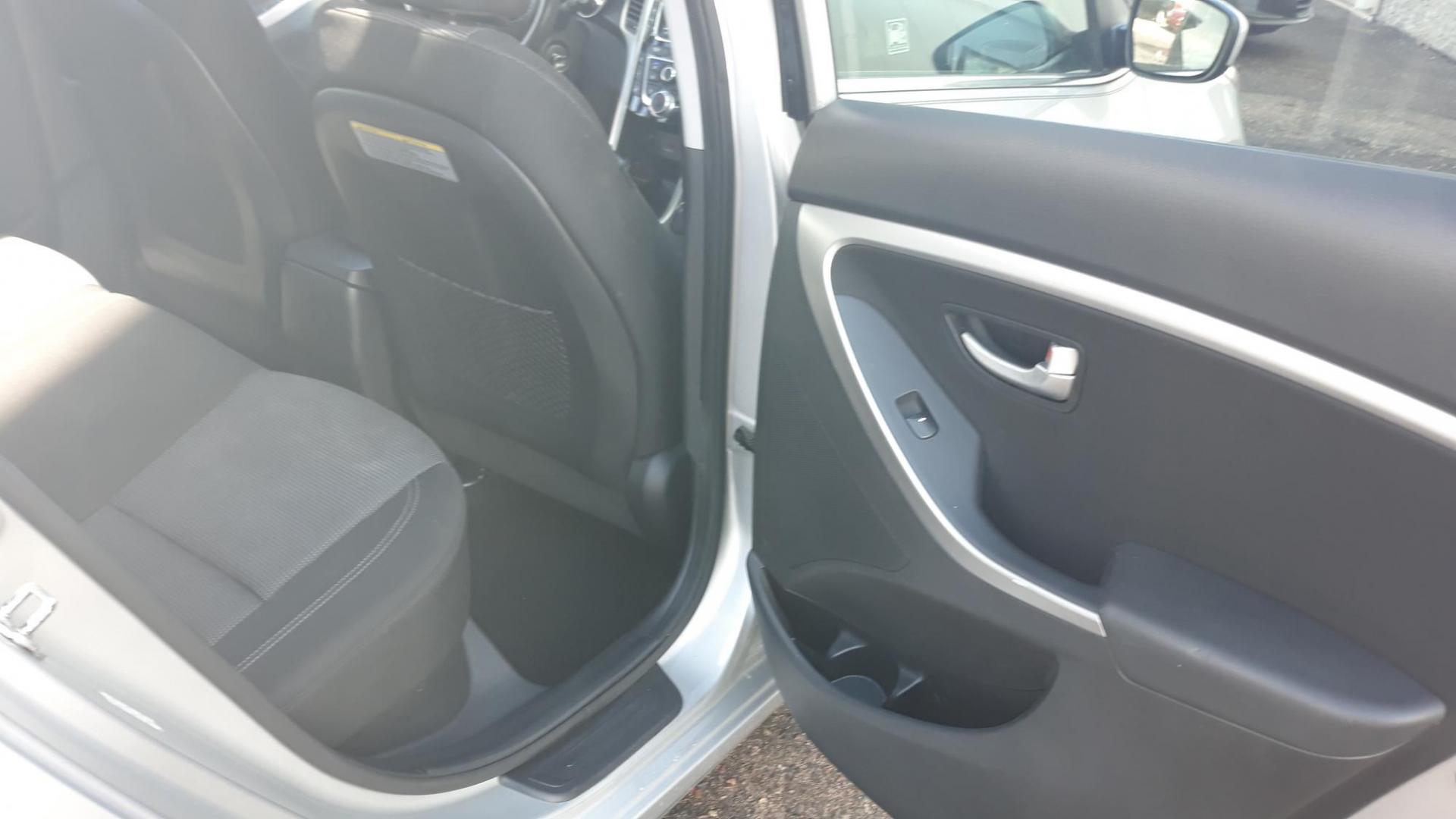 2014 SILVER /BLACK Hyundai Elantra GT A/T (KMHD35LH1EU) with an 2.0L L4 16V DOHC engine, 6-Speed Automatic transmission, located at 434 West Main Street, Anoka, MN, 55303, (763) 576-9696, 45.201759, -93.396706 - Photo#13