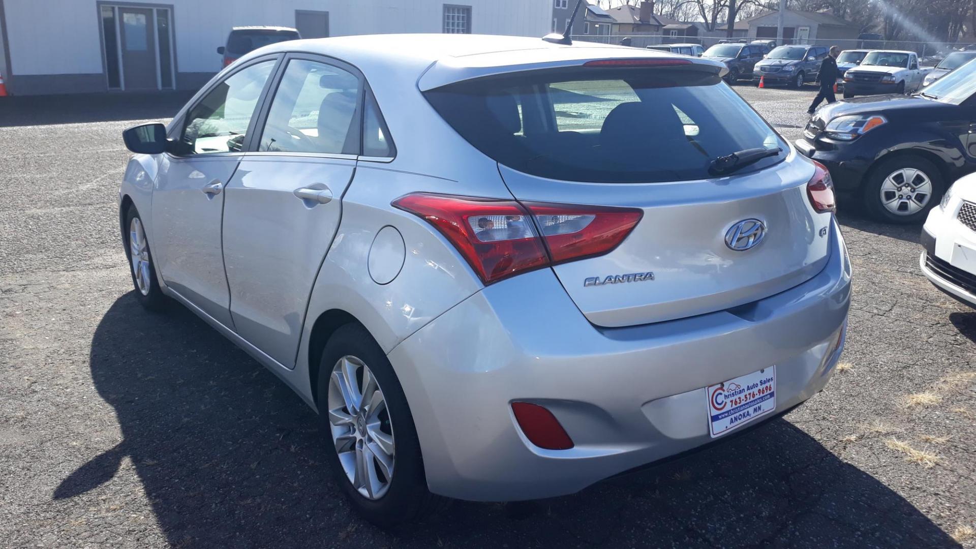 2014 SILVER /BLACK Hyundai Elantra GT A/T (KMHD35LH1EU) with an 2.0L L4 16V DOHC engine, 6-Speed Automatic transmission, located at 434 West Main Street, Anoka, MN, 55303, (763) 576-9696, 45.201759, -93.396706 - Photo#6
