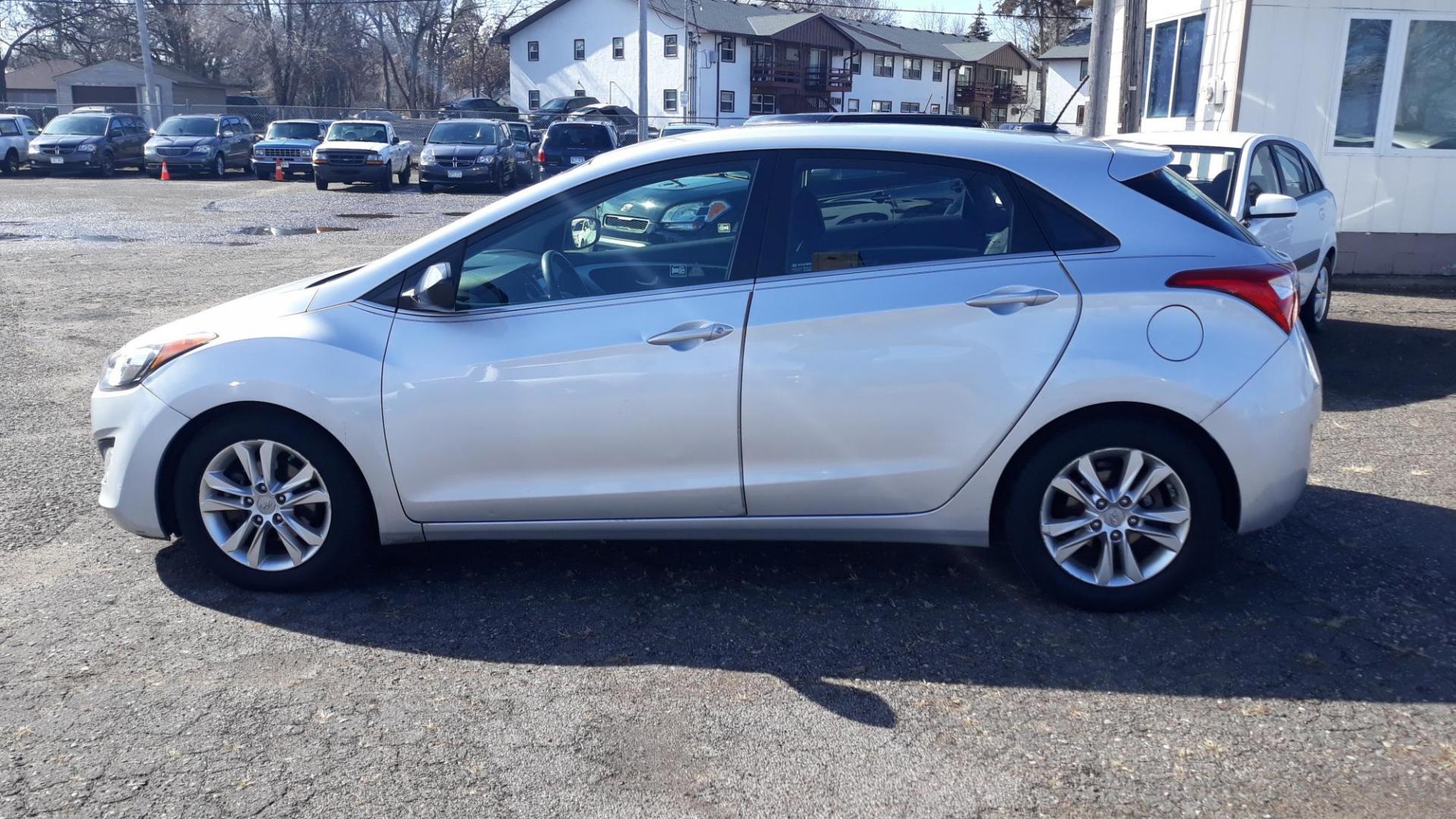 2014 SILVER /BLACK Hyundai Elantra GT A/T (KMHD35LH1EU) with an 2.0L L4 16V DOHC engine, 6-Speed Automatic transmission, located at 434 West Main Street, Anoka, MN, 55303, (763) 576-9696, 45.201759, -93.396706 - Photo#7